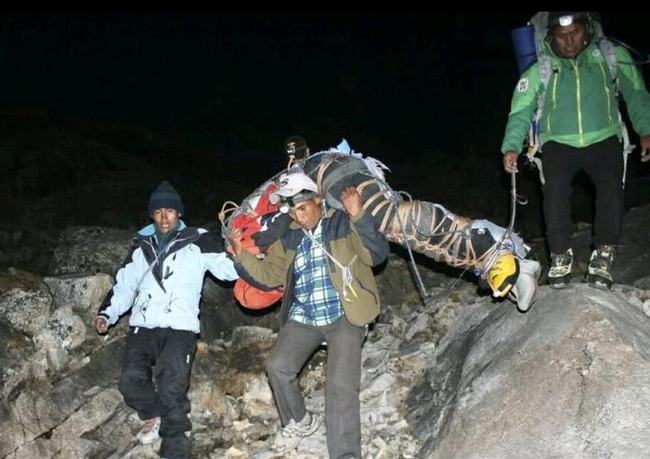 珠峰的3具遗体绿靴子睡美人休息者为何20年无人敢安葬