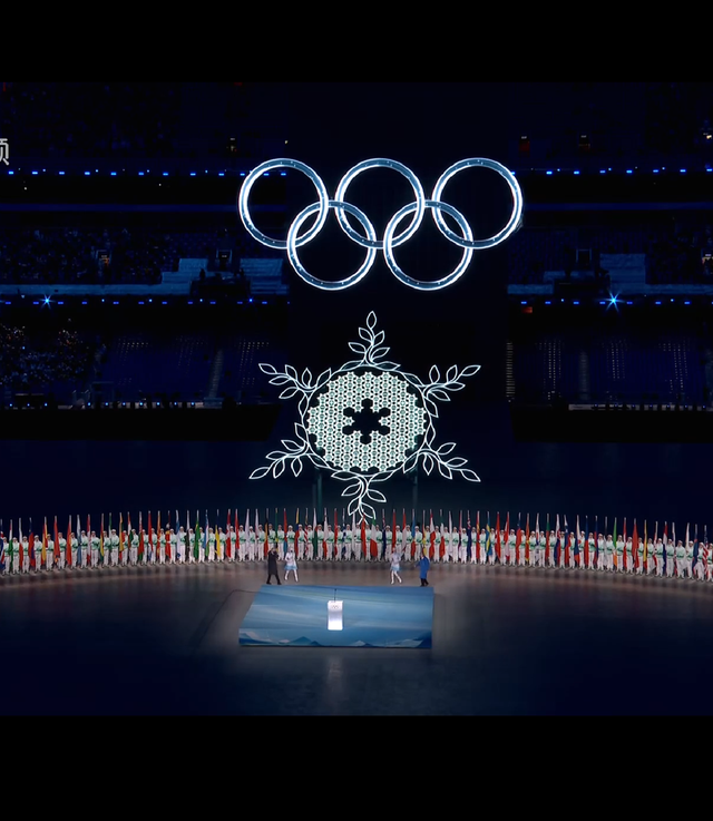 冬奥开幕太浪漫!节气倒计时和雪花中国结出圈,运动员大衣很帅气休闲区蓝鸢梦想 - Www.slyday.coM 冬奥开幕太浪漫!节气倒计时和雪花中国结出圈,运动员大衣很帅气休闲区蓝鸢梦想 - Www.slyday.coM