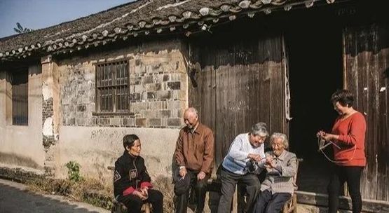 大年初五不串门，牢记老传统“一吃一忌，一迎一送”，一年好运气休闲区蓝鸢梦想 - Www.slyday.coM