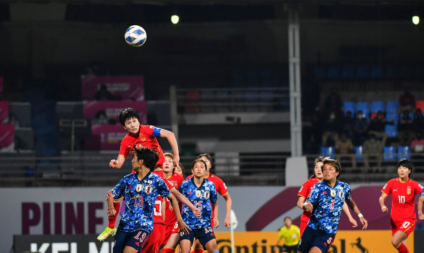 点球大战淘汰日本队 中国女足好样的 她们比男足更能代表中国足球休闲区蓝鸢梦想 - Www.slyday.coM