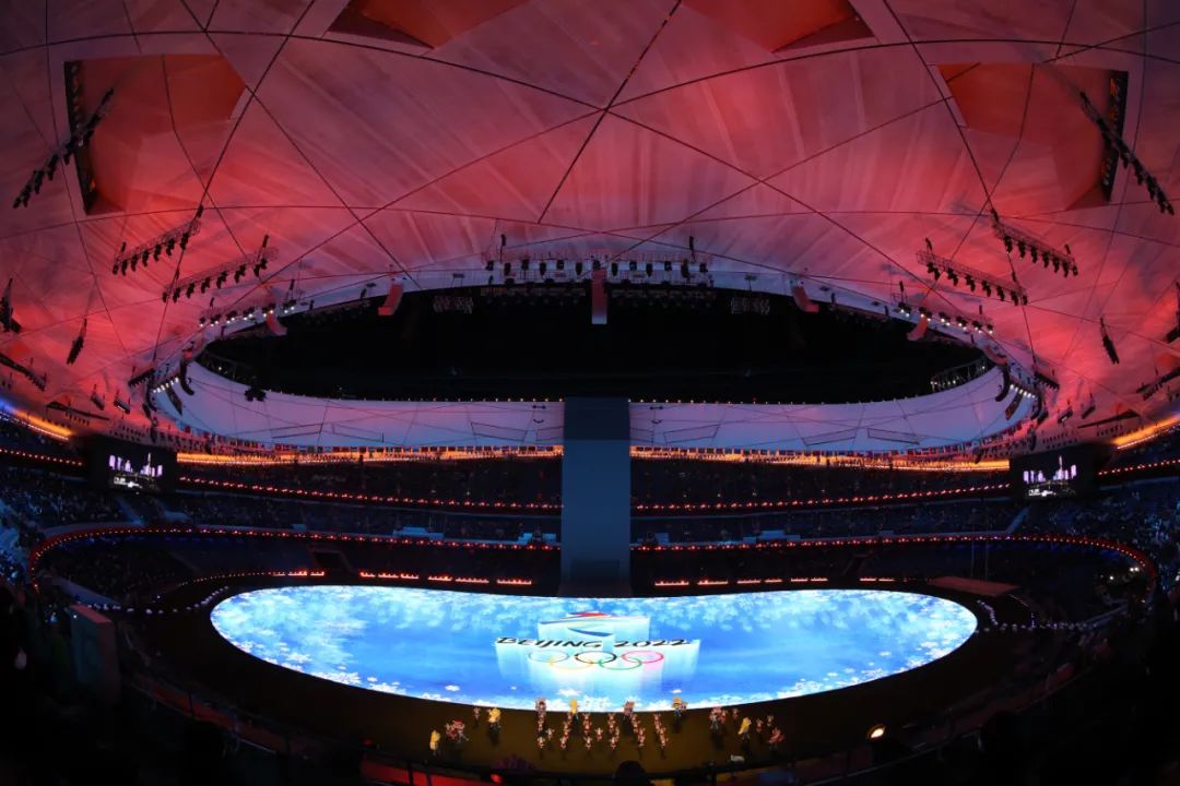 超震撼！北京冬奥会今晚开幕，“鸟巢”现场升国旗奏国歌，奥运五环“破冰而出”休闲区蓝鸢梦想 - Www.slyday.coM