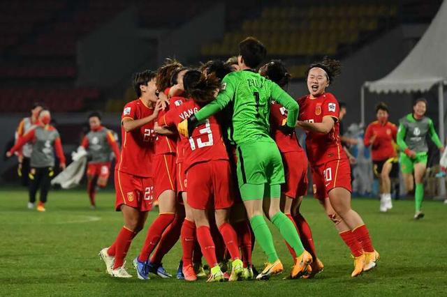 点球大战“扑灭”日本 中国女足昂首挺进决赛休闲区蓝鸢梦想 - Www.slyday.coM