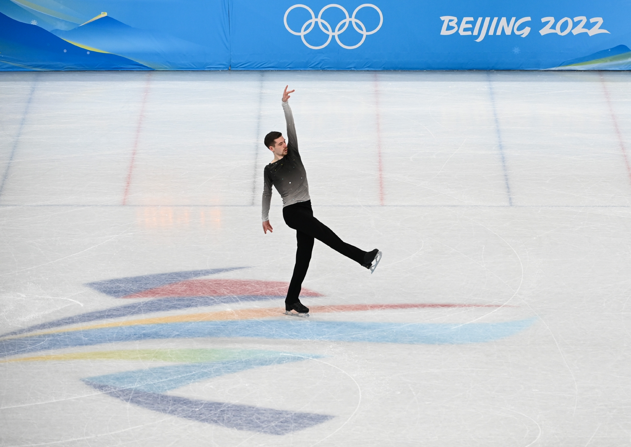 花样滑冰——团体赛：男子单人滑短节目赛况休闲区蓝鸢梦想 - Www.slyday.coM