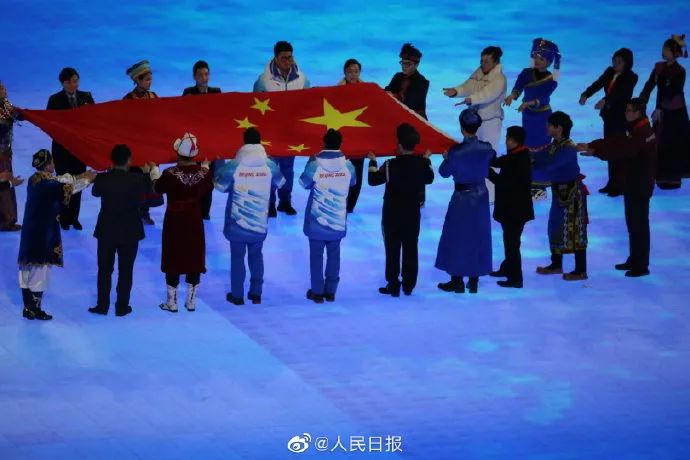 张艺谋太懂中国人的浪漫了！休闲区蓝鸢梦想 - Www.slyday.coM