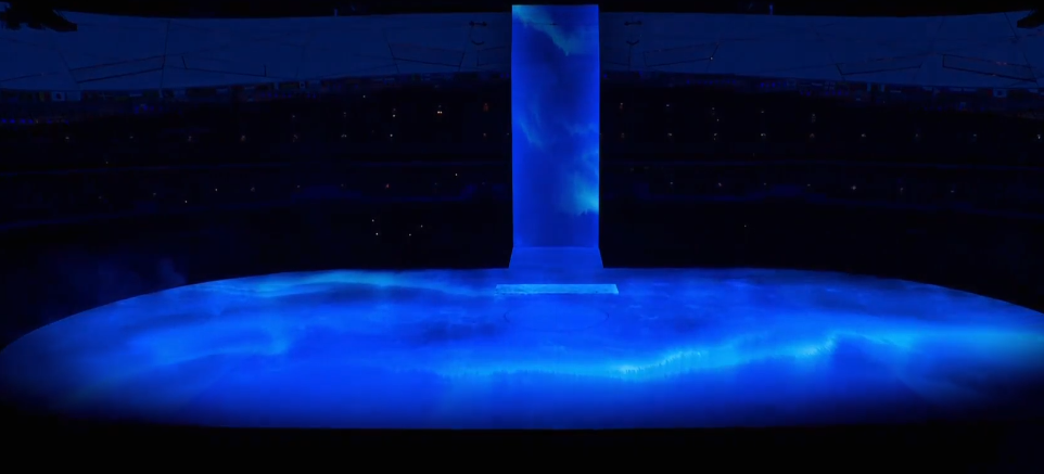 张艺谋太懂中国人的浪漫了！休闲区蓝鸢梦想 - Www.slyday.coM