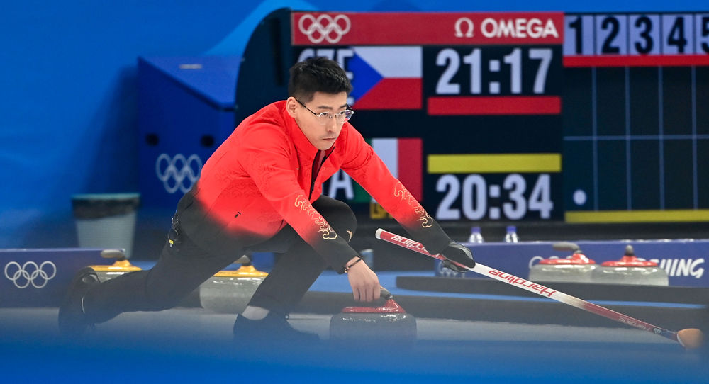 中国冰壶混双队6:8不敌卫冕冠军加拿大队休闲区蓝鸢梦想 - Www.slyday.coM