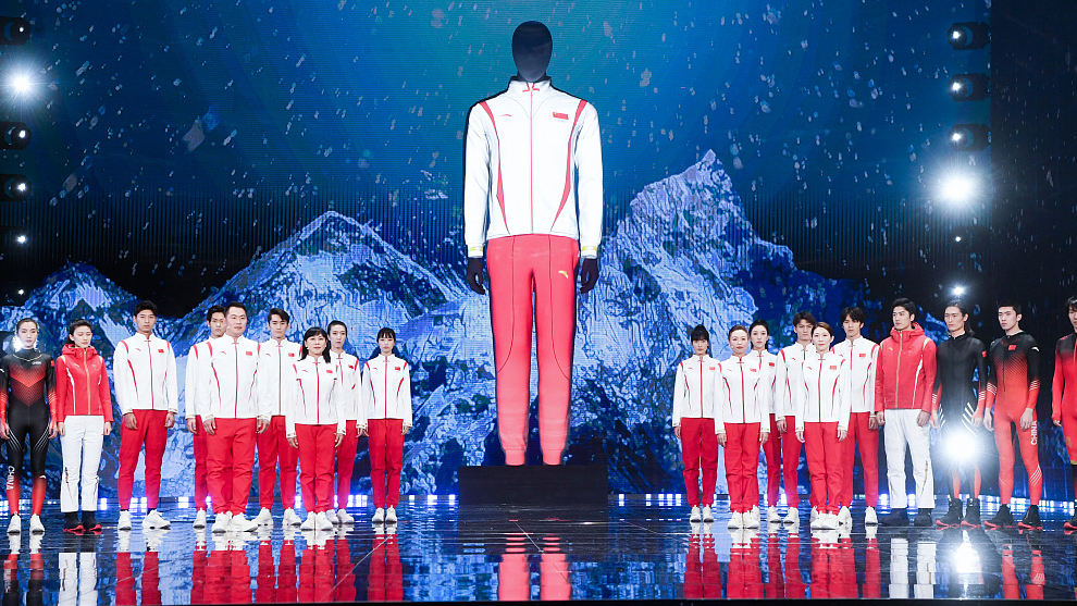冬奥会中国国家队队服图片