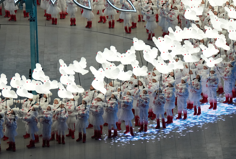 惊艳世界！冬奥会开幕式的10个难忘瞬间休闲区蓝鸢梦想 - Www.slyday.coM