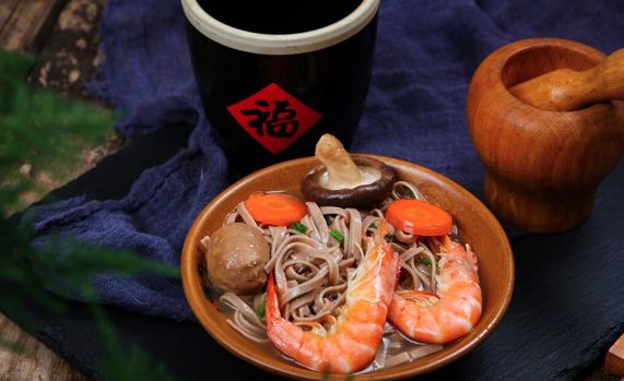 明日大年初六，别忘吃3样，做2事，纳福接财，新年伊始要重视休闲区蓝鸢梦想 - Www.slyday.coM