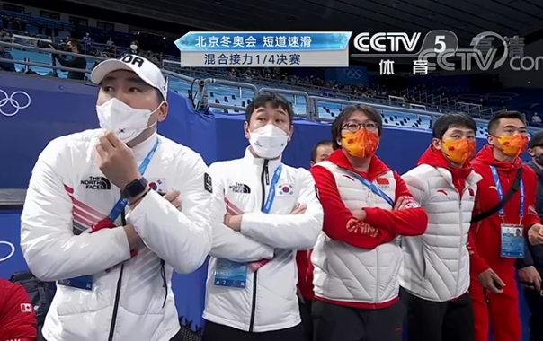 重大失误！韩国短道队员自己摔倒，冲撞护栏首轮出局，教练傻眼休闲区蓝鸢梦想 - Www.slyday.coM