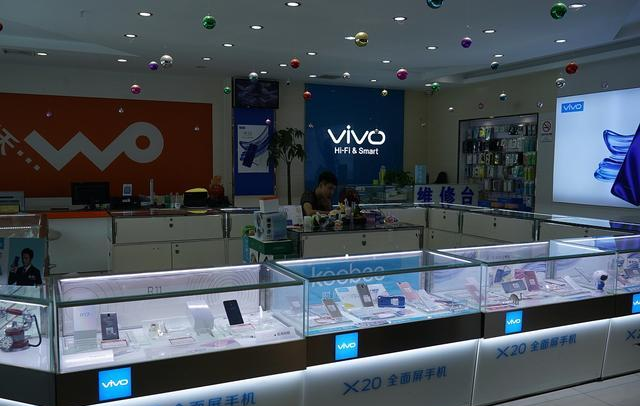 网购手机和实体店买手机到底有啥差距手机店老板告诉你答案