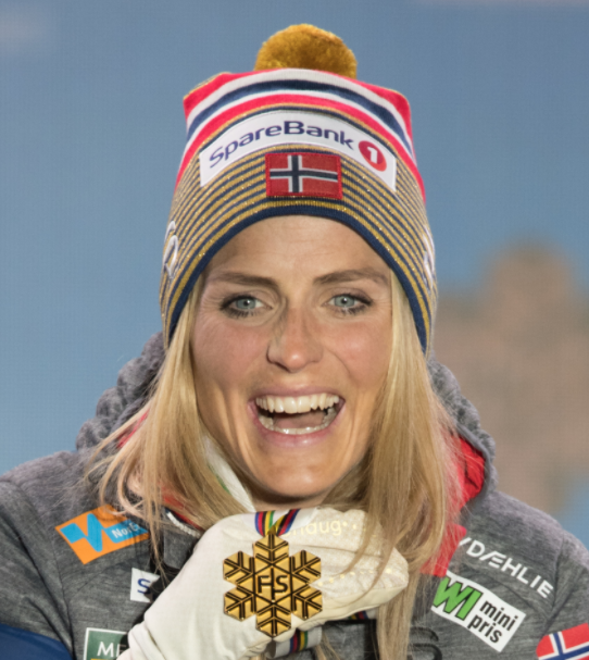 北京冬奥会首金诞生!挪威名将碾压夺冠,中国4名选手无缘奖牌休闲区蓝鸢梦想 - Www.slyday.coM 北京冬奥会首金诞生!挪威名将碾压夺冠,中国4名选手无缘奖牌休闲区蓝鸢梦想 - Www.slyday.coM