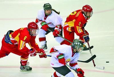 冰球是冬奥项目中,争夺最激烈的运动,运动员为何都要在现场洗澡休闲区蓝鸢梦想 - Www.slyday.coM 冰球是冬奥项目中,争夺最激烈的运动,运动员为何都要在现场洗澡休闲区蓝鸢梦想 - Www.slyday.coM