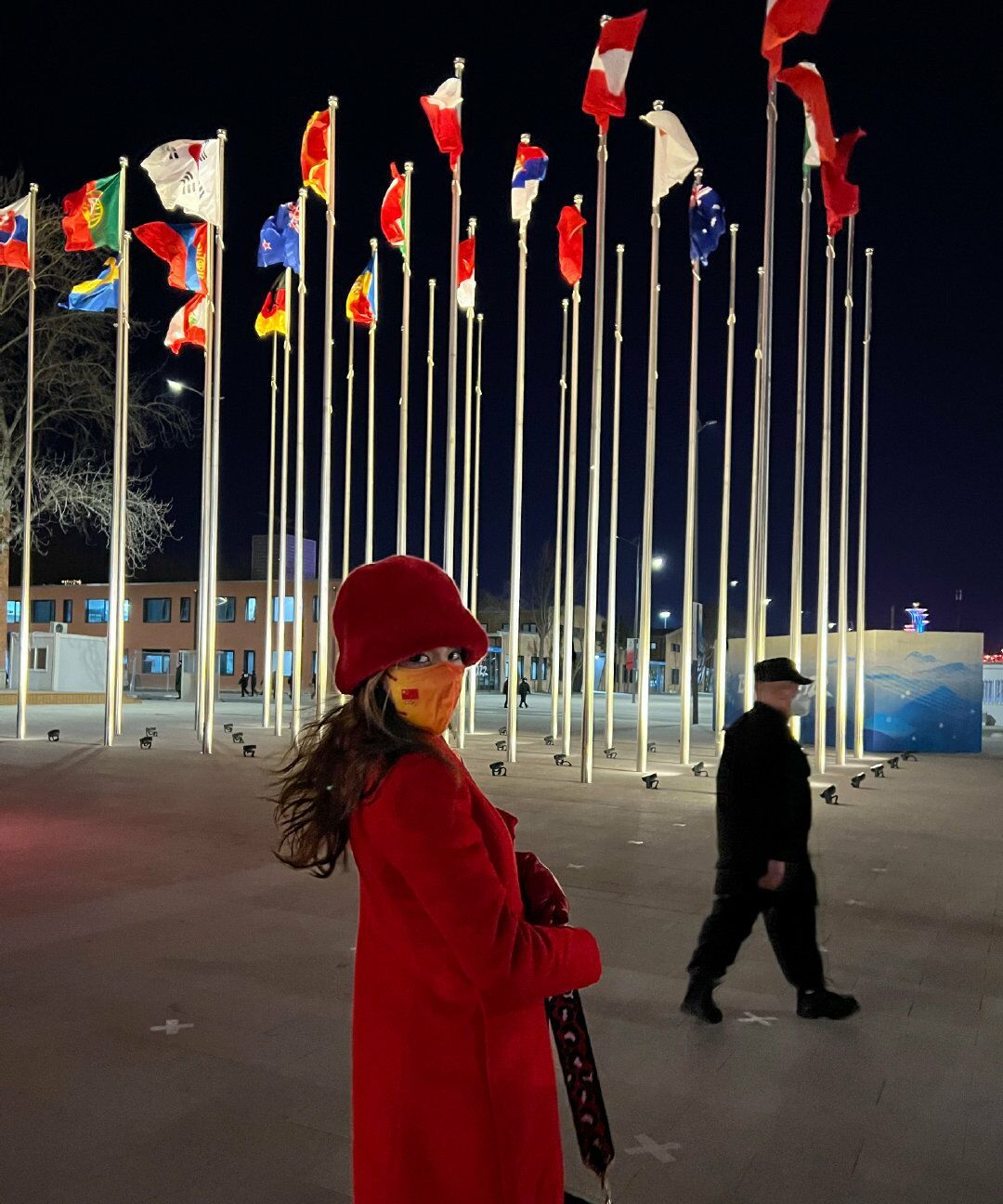 谷爱凌晒冬奥会开幕式照,曾脱外套秀弹跳,CCTV5直播她三项比赛休闲区蓝鸢梦想 - Www.slyday.coM 谷爱凌晒冬奥会开幕式照,曾脱外套秀弹跳,CCTV5直播她三项比赛休闲区蓝鸢梦想 - Www.slyday.coM