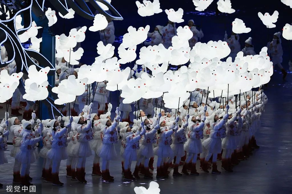 2022冬奥会开幕式休闲区蓝鸢梦想 - Www.slyday.coM