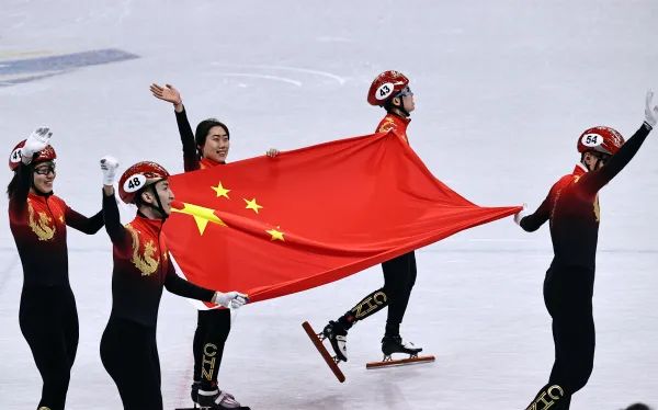 短道速滑混合团体接力 吉林省运动员武大靖领衔夺冠 中国代表团获得首金！休闲区蓝鸢梦想 - Www.slyday.coM