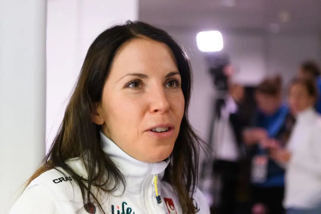 期待！短道速滑队冲击中国首金！休闲区蓝鸢梦想 - Www.slyday.coM