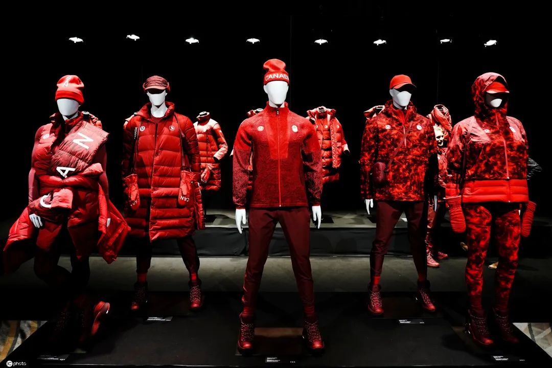 2022冬奥会开幕式休闲区蓝鸢梦想 - Www.slyday.coM