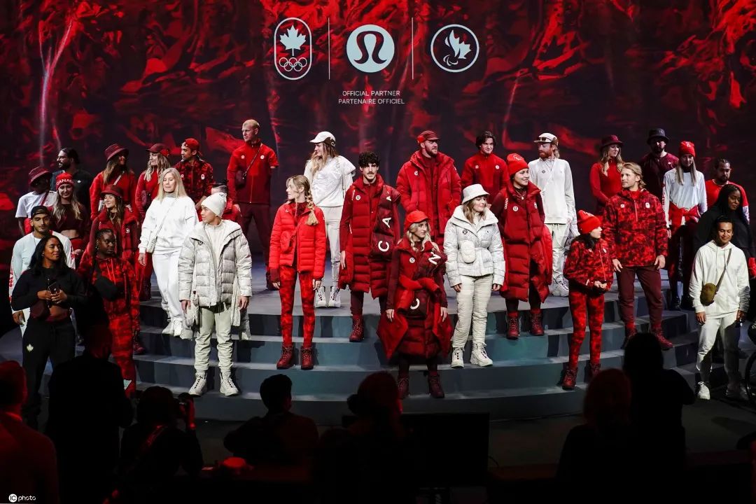 2022冬奥会开幕式休闲区蓝鸢梦想 - Www.slyday.coM