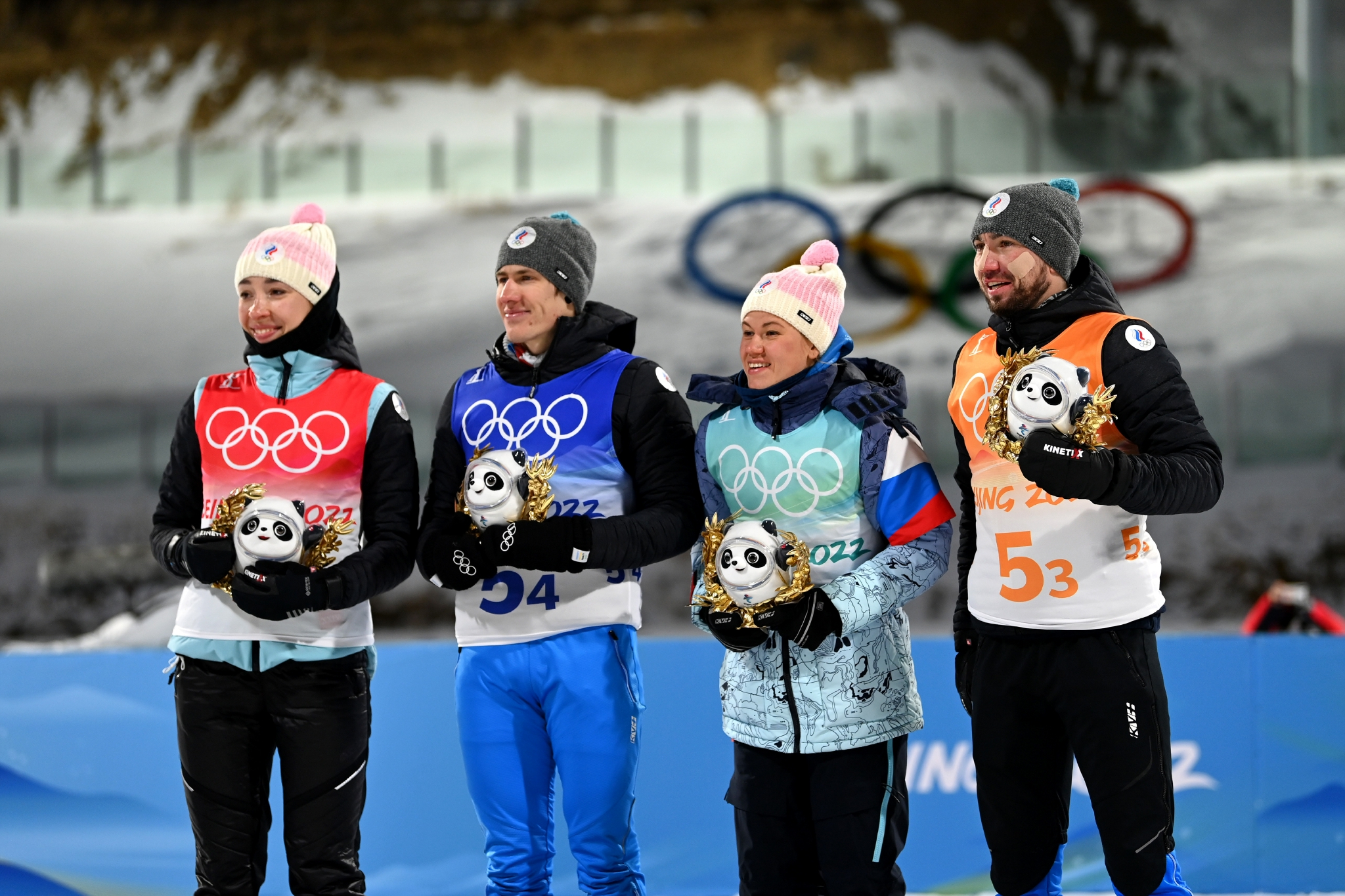冬季两项——混合接力挪威队夺冠|内斯|冬季两项|俄罗斯_新浪新闻