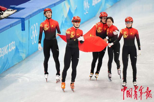 短道速滑混合团体接力夺冠！多图直击北京冬奥会中国队首金诞生休闲区蓝鸢梦想 - Www.slyday.coM