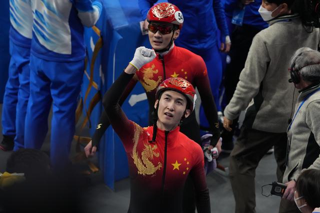 恭喜！中国队在短道速滑混合团体赛中摘得首金休闲区蓝鸢梦想 - Www.slyday.coM