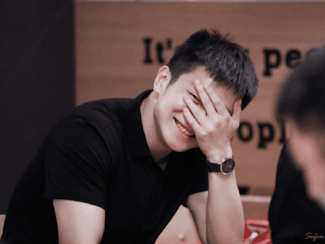 冬奥开幕第一颜霸出现3亿少女刷屏嘿嘿嘿我又恋爱了