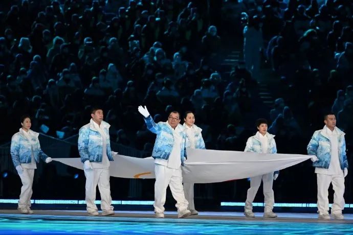 2022冬奥会开幕式休闲区蓝鸢梦想 - Www.slyday.coM