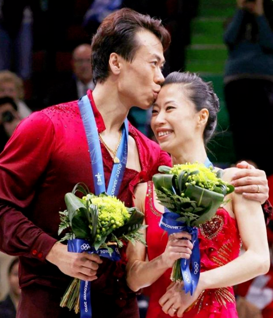 山西话·冬奥会丨申雪/赵宏博：中国花滑奥运首金！冰上伉俪写传奇休闲区蓝鸢梦想 - Www.slyday.coM