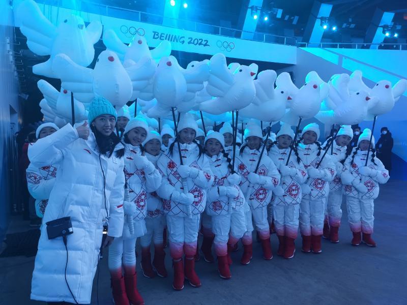 这位星海女孩的梦，绽放在冬奥雪花中休闲区蓝鸢梦想 - Www.slyday.coM