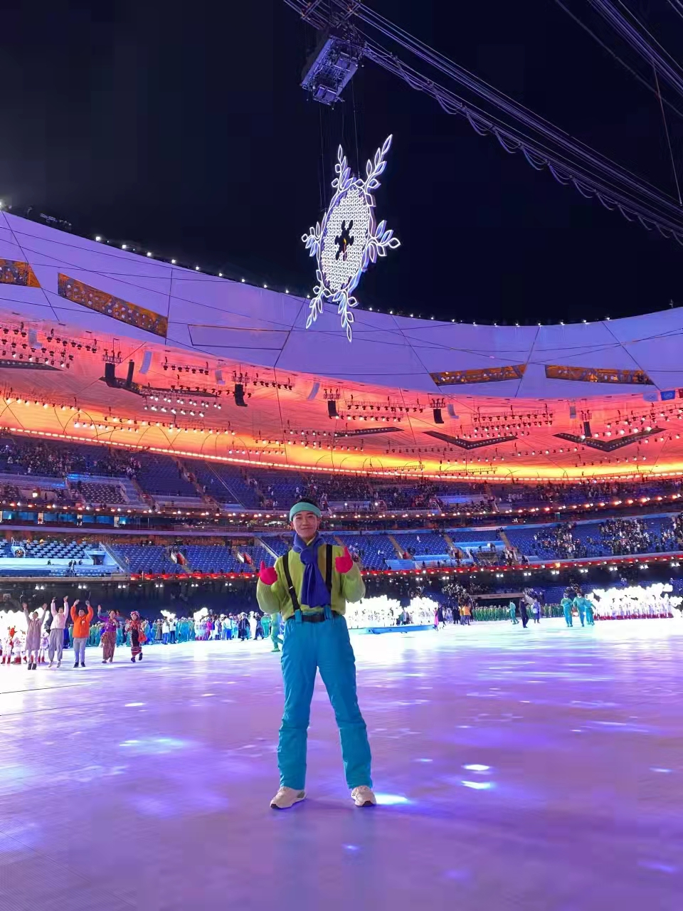 2022北京冬奥会盛大开幕 河北学子激情助演休闲区蓝鸢梦想 - Www.slyday.coM