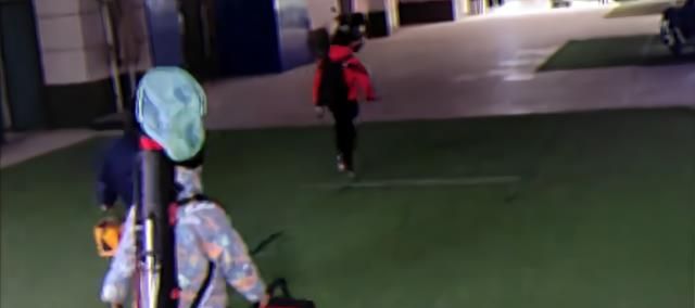 钓友识破钓鱼群里的“卧底”，用假钓点引出“电工”后，疯狂追赶休闲区蓝鸢梦想 - Www.slyday.coM