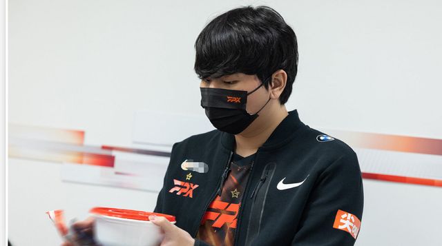 最让fpx粉丝绝望的事情出现了gori虽然很菜但却真的很努力