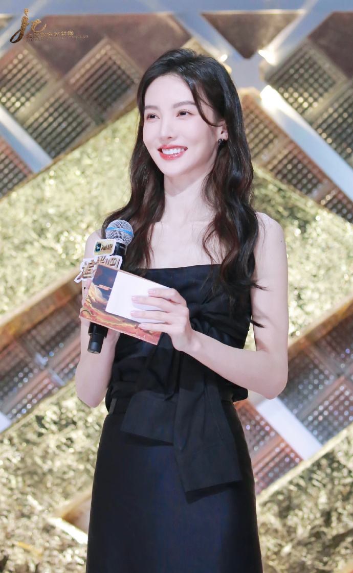 张卫健在《追光吧》夺冠,没有了金星和郑某,节目变得不好看了?休闲区蓝鸢梦想 - Www.slyday.coM 张卫健在《追光吧》夺冠,没有了金星和郑某,节目变得不好看了?休闲区蓝鸢梦想 - Www.slyday.coM