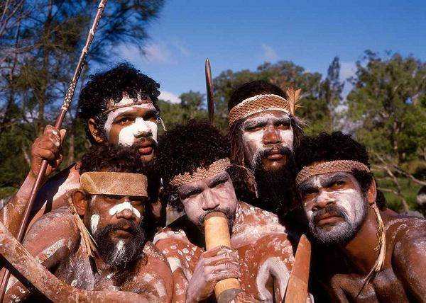 恐怖的库鲁病致死率100竟是当地土著分食同类遗体导致的