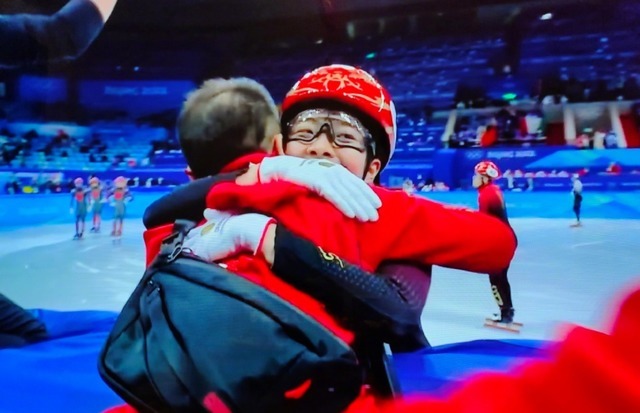 韩国首轮游,美国犯规!中国队夺首金,人民日报+央视+新华社发声休闲区蓝鸢梦想 - Www.slyday.coM 韩国首轮游,美国犯规!中国队夺首金,人民日报+央视+新华社发声休闲区蓝鸢梦想 - Www.slyday.coM