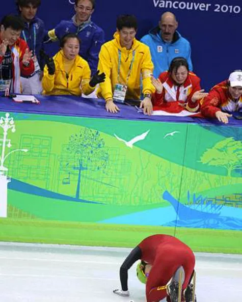 首金！比黄健翔更激情解说的原来是王濛！休闲区蓝鸢梦想 - Www.slyday.coM