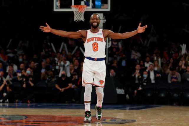 一夜9大交易动态！湖人向多队兜售5名球员，火箭欢迎哈登回归休闲区蓝鸢梦想 - Www.slyday.coM