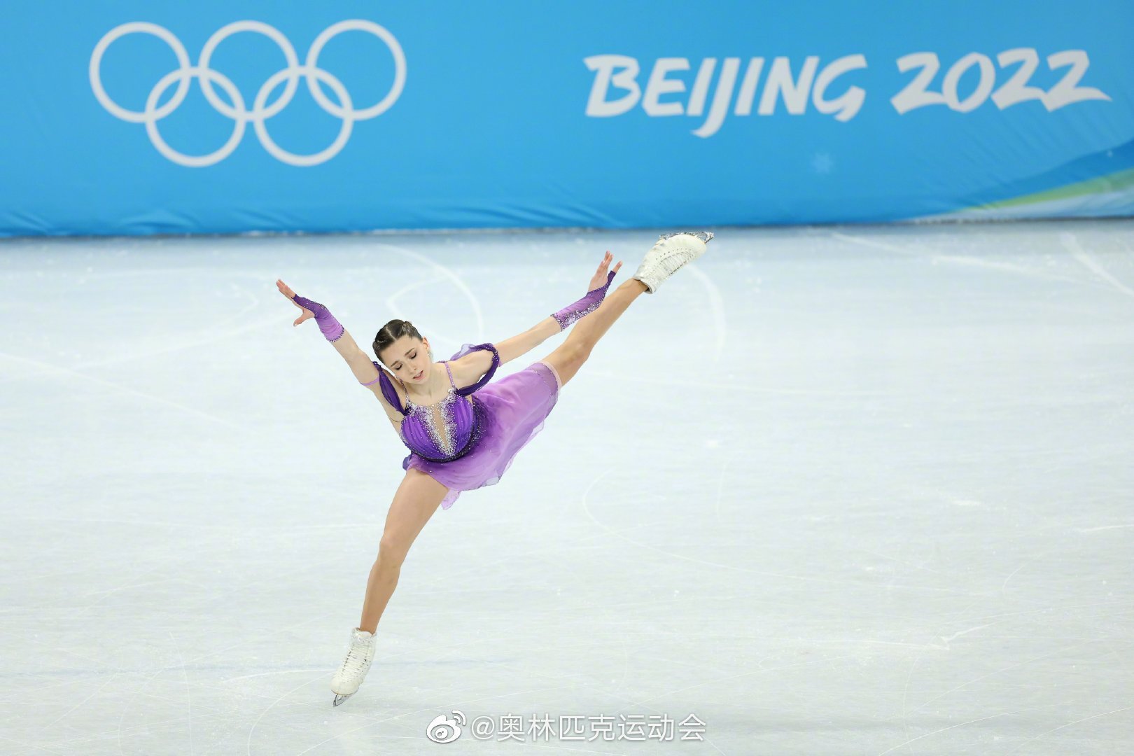 15岁的俄罗斯花滑少女kamilavalieva昵称花滑k宝又美又强