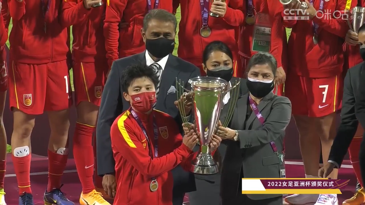 教男足做人！落后！扳平！绝杀！水庆霞用兵如神女足大逆转夺冠！休闲区蓝鸢梦想 - Www.slyday.coM