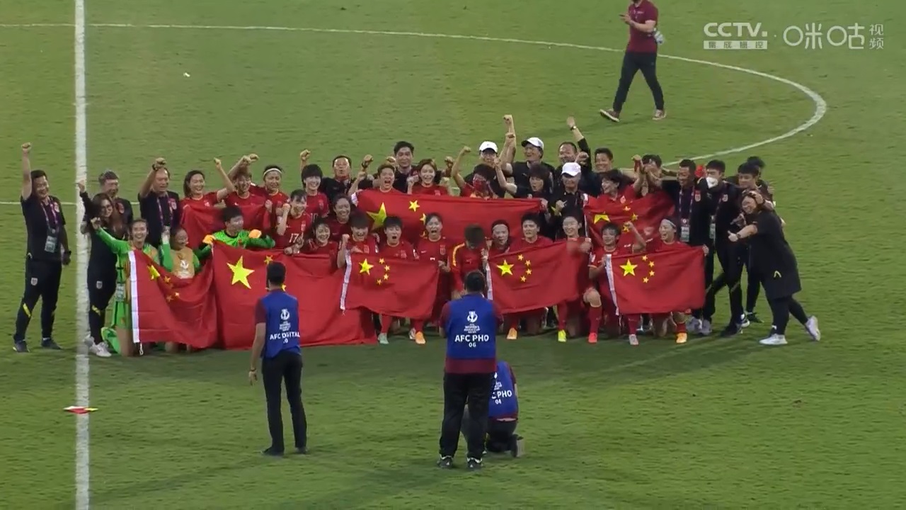 教男足做人！落后！扳平！绝杀！水庆霞用兵如神女足大逆转夺冠！休闲区蓝鸢梦想 - Www.slyday.coM