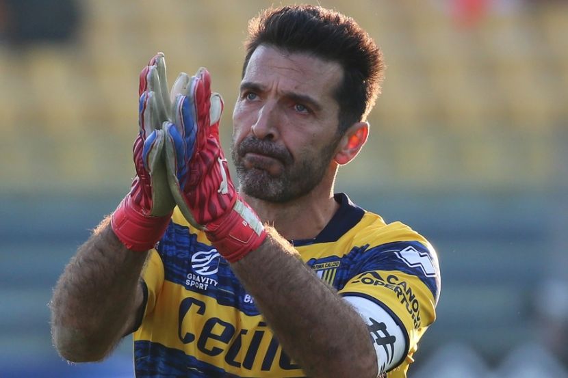 布冯要踢到50岁:历史上第一个拥有500场零封比赛的守门员|布冯|帕尔马