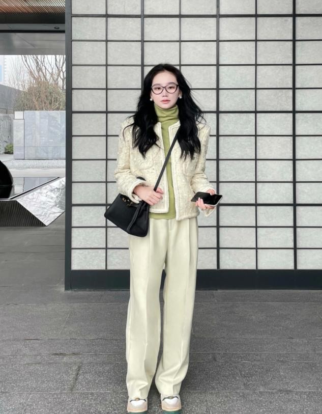 这才是女人该有的样子，有“温柔感”的春日穿搭，优雅又有女人味休闲区蓝鸢梦想 - Www.slyday.coM