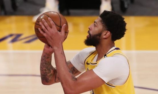 湖人打破纪录，蒙克成意外之喜，他的复苏才是湖人最大的收获休闲区蓝鸢梦想 - Www.slyday.coM