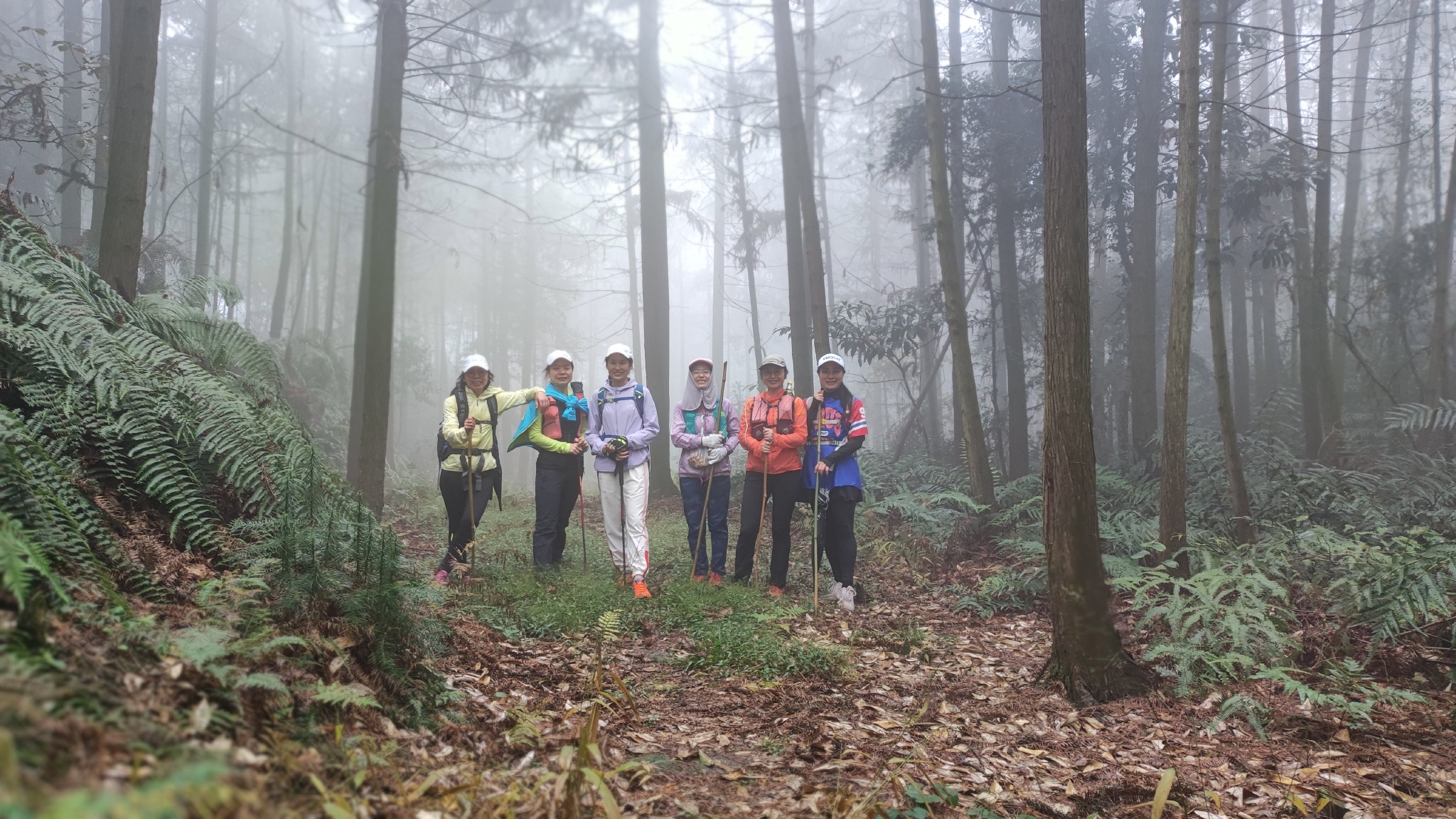 在山间，在水畔，在元宇宙之中：我们的玩乐｜能流物复休闲区蓝鸢梦想 - Www.slyday.coM