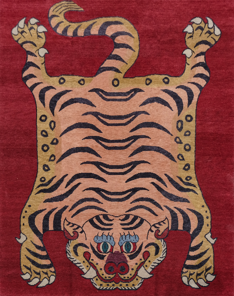 也是视频中展示制作的虎毯醍醐艺术空间展厅现场据悉,一个熟练的工人