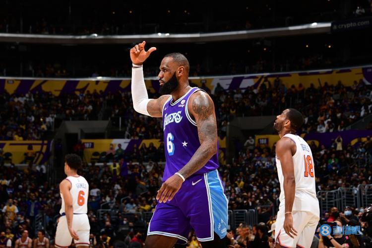 詹姆斯35岁后第15次砍下三双 为NBA历史最多 多出第二的基德7次休闲区蓝鸢梦想 - Www.slyday.coM