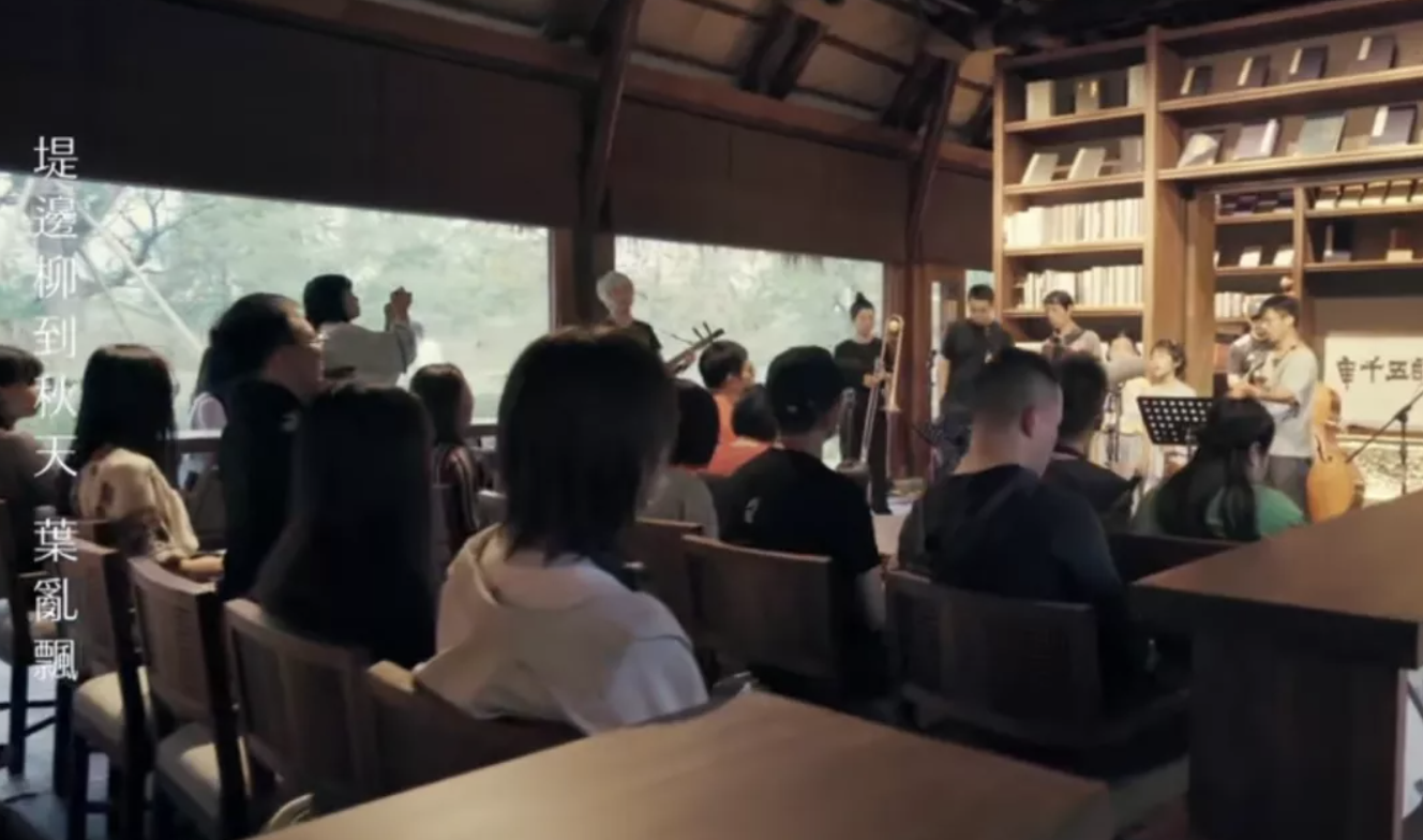 我们长大了，儿时的童谣却仍唱着“会干活的女孩嫁得好”休闲区蓝鸢梦想 - Www.slyday.coM