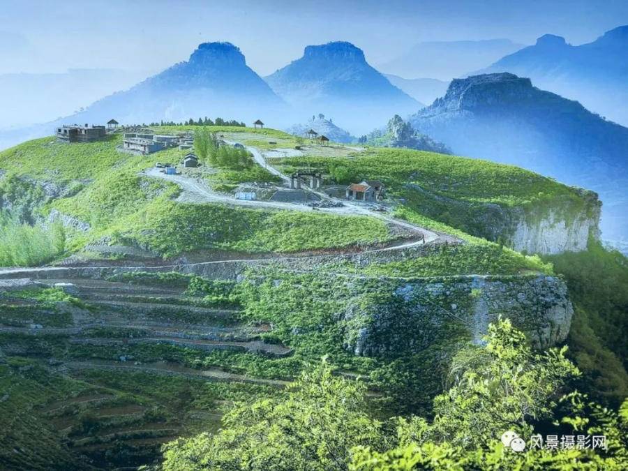 中国崮乡·桃醉天下||崮顶峭壁伴烟霞