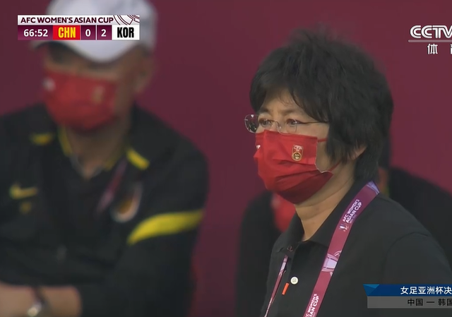 杜锋祝贺女足夺冠，“女足精神”是中国篮球不可或缺的信念！休闲区蓝鸢梦想 - Www.slyday.coM